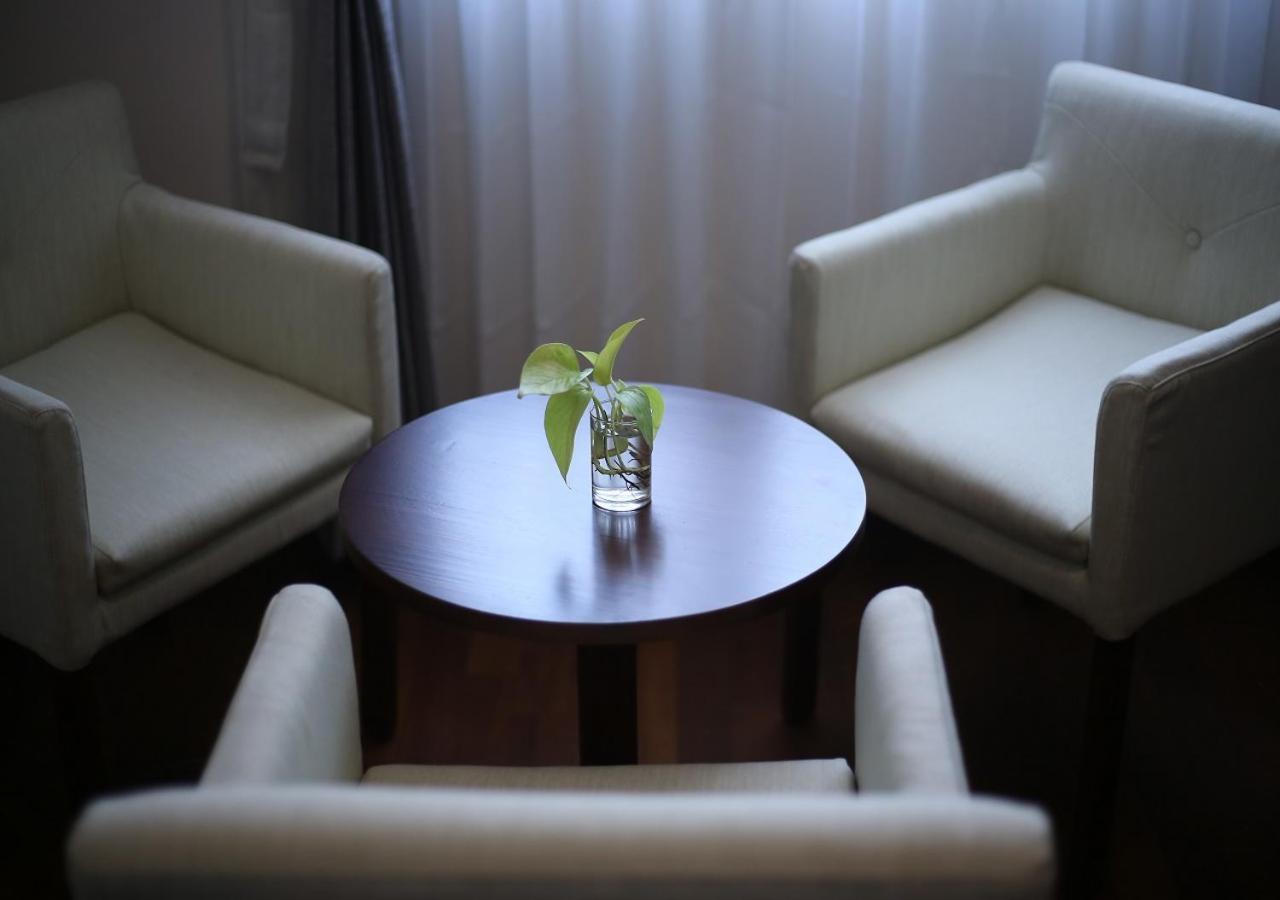 Hotel Scion Янгон Экстерьер фото