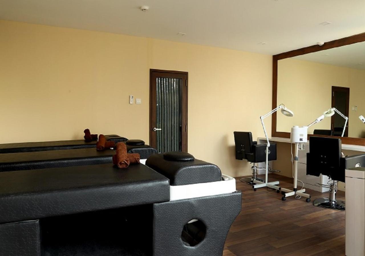 Hotel Scion Янгон Экстерьер фото