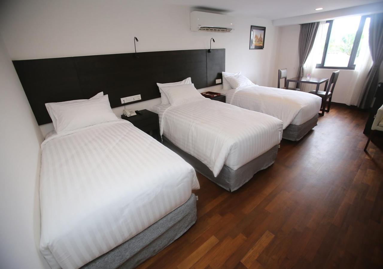 Hotel Scion Янгон Экстерьер фото